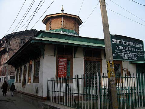The Rozabal shrine in Srinagar