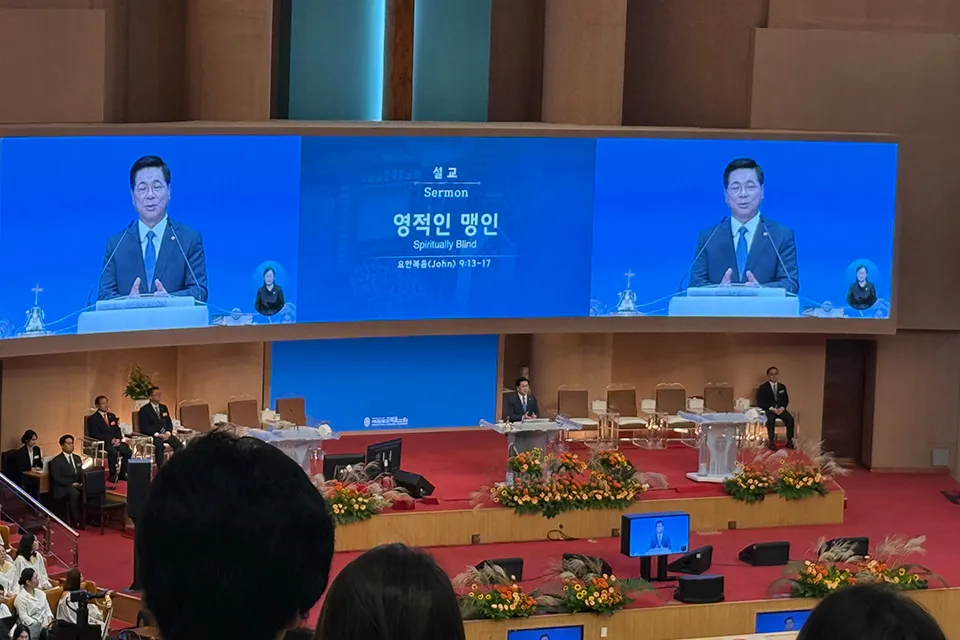 Pastor Lee Young-hoon